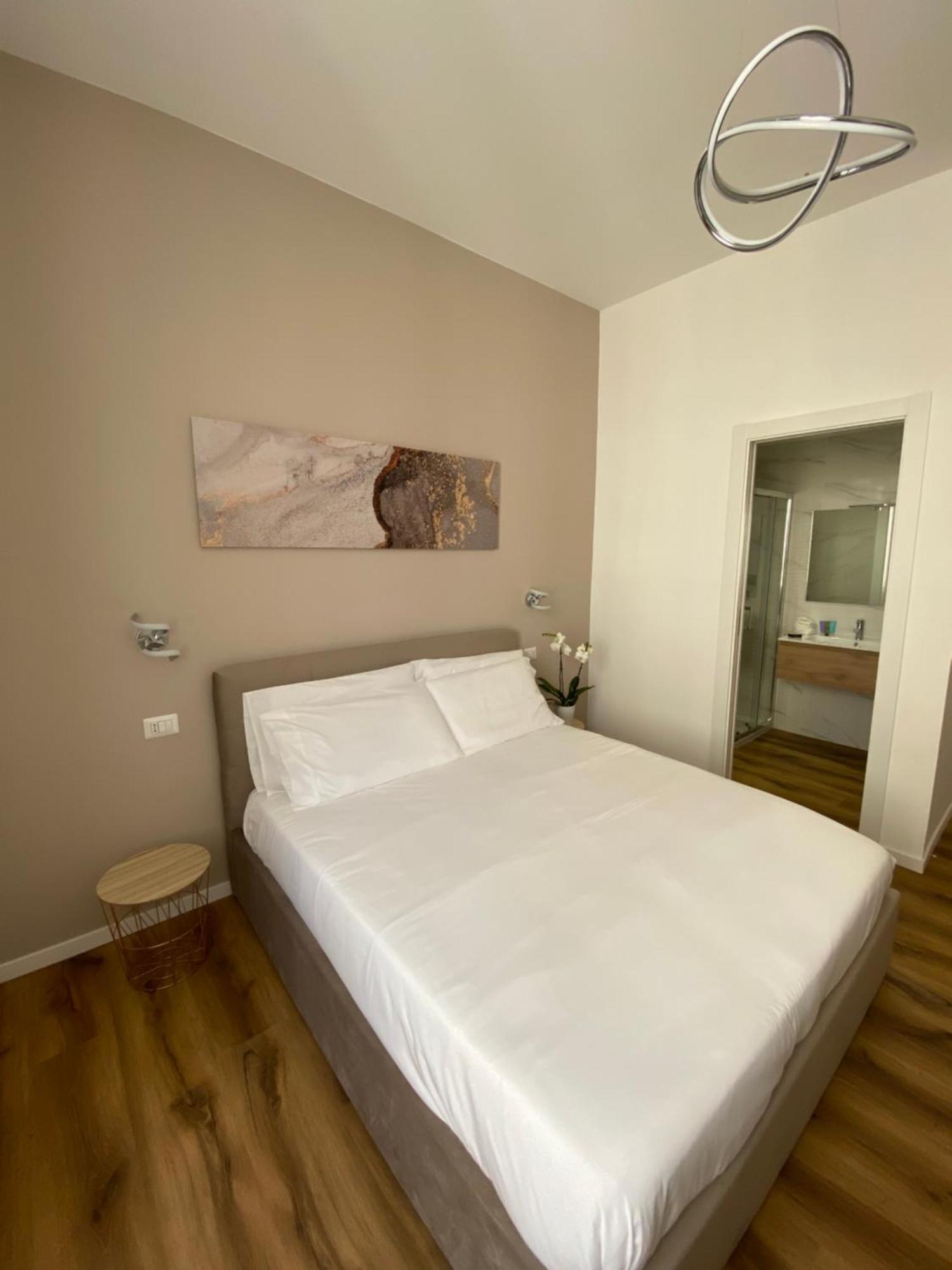 Belltower Elegans Hotell Rom Exteriör bild