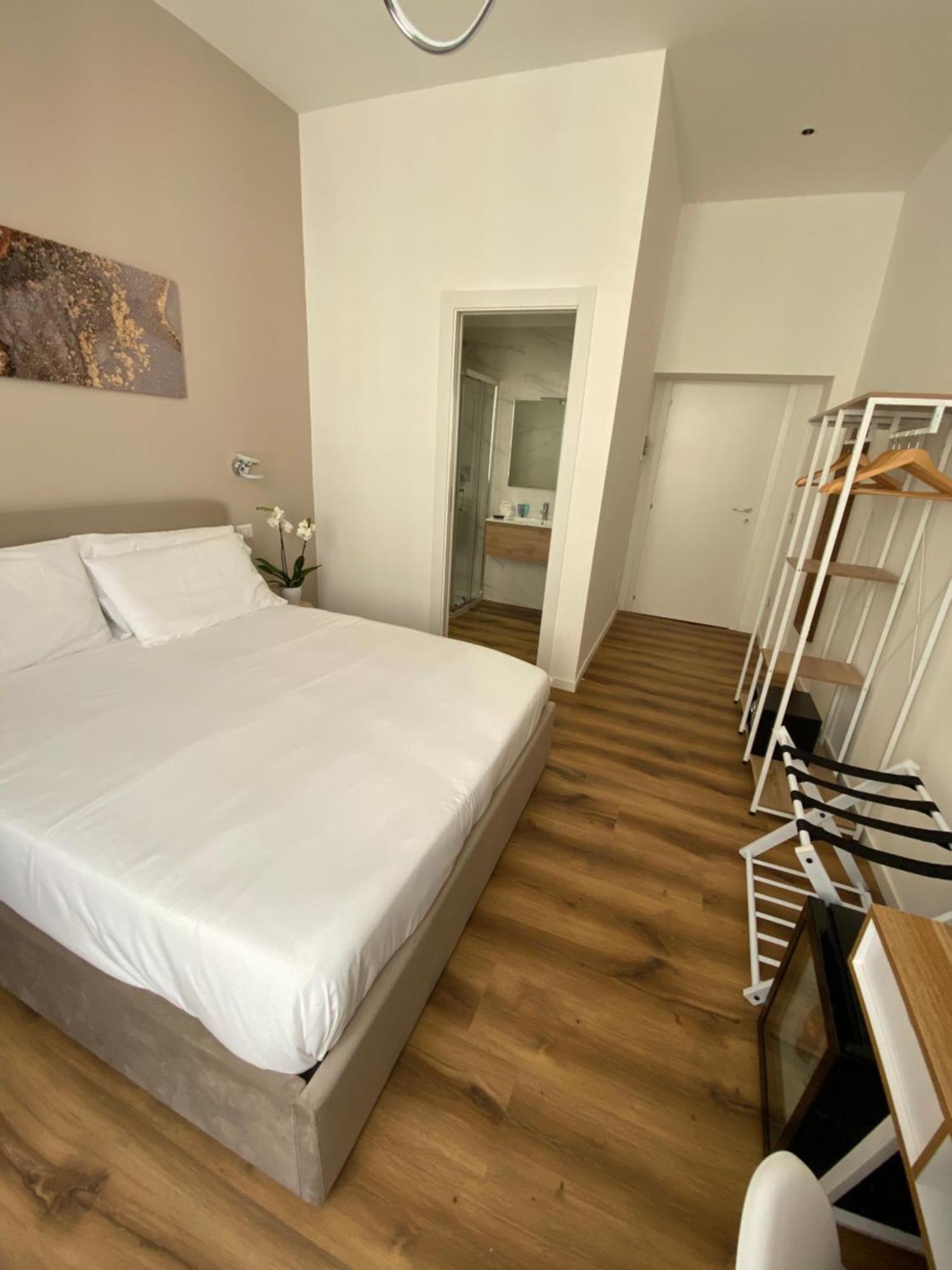 Belltower Elegans Hotell Rom Exteriör bild